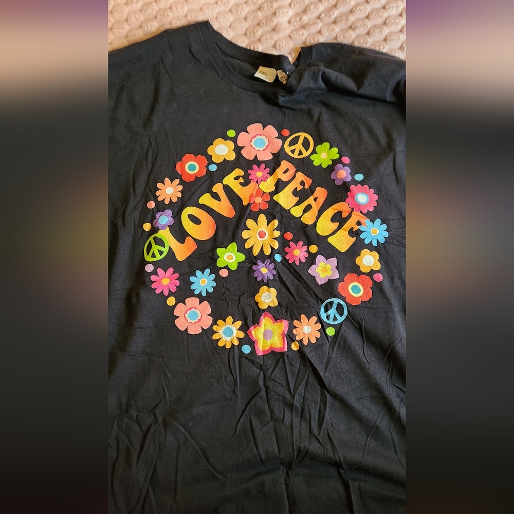 Short Sleeve Hippie Tee
